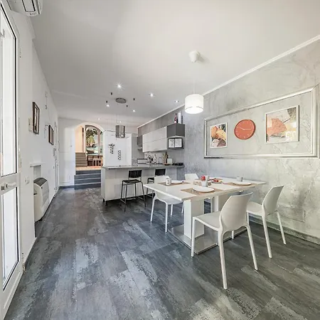 Sweetwater - Pool - Solarium - Smart Tv Apartment Savona