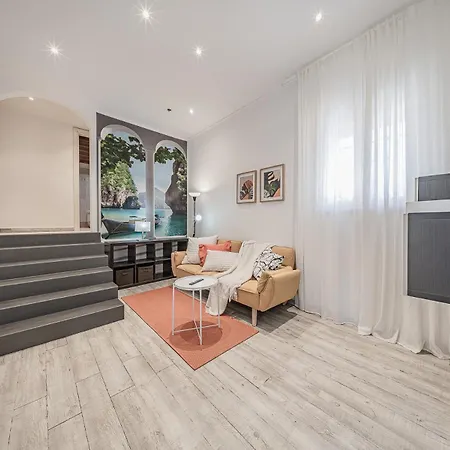 Sweetwater - Pool - Solarium - Smart Tv Apartment Savona